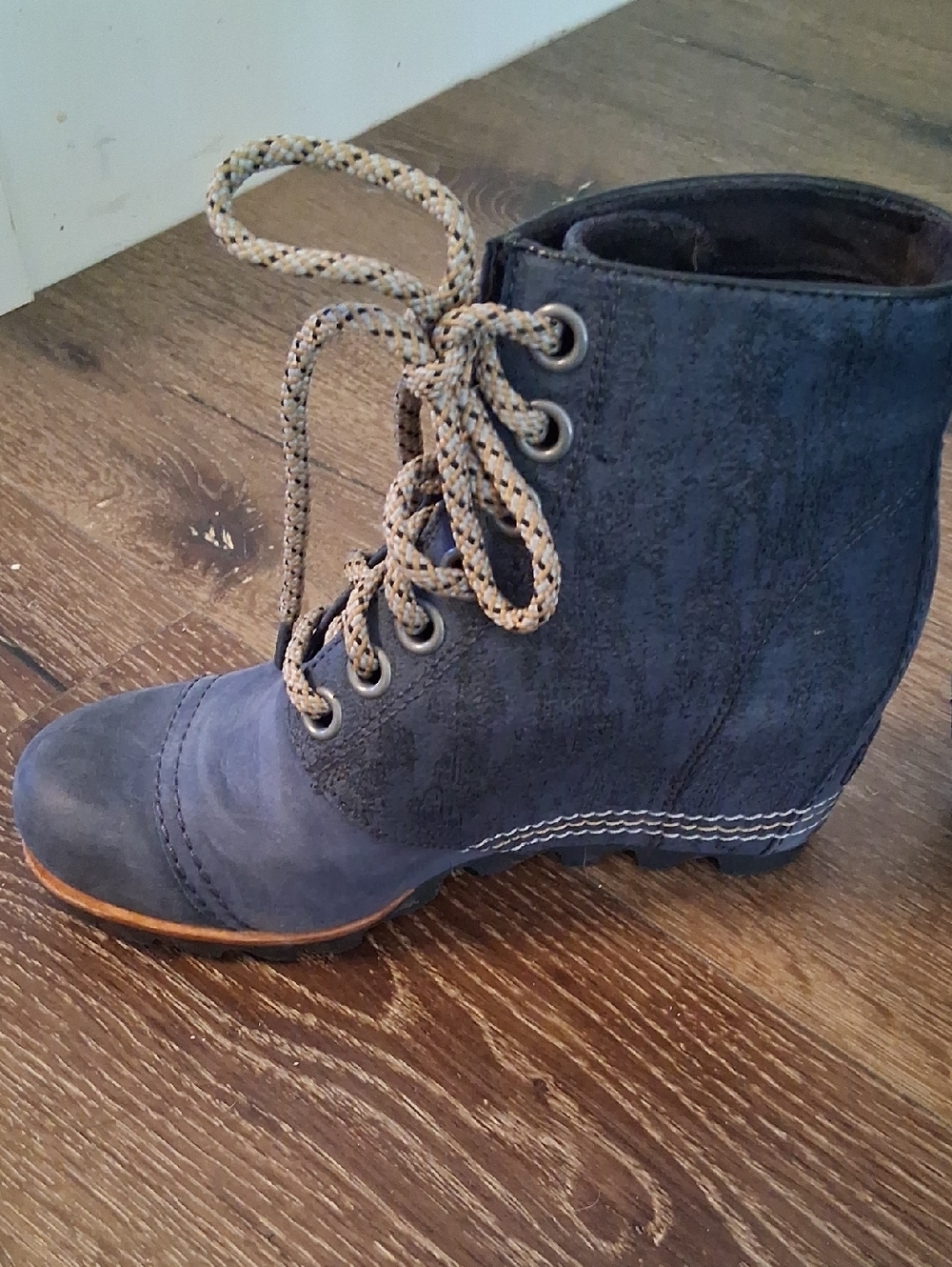 Sorel PDX Navy Lace-Up Ankle Boots with Contrast Laces - Picture 6 of 10